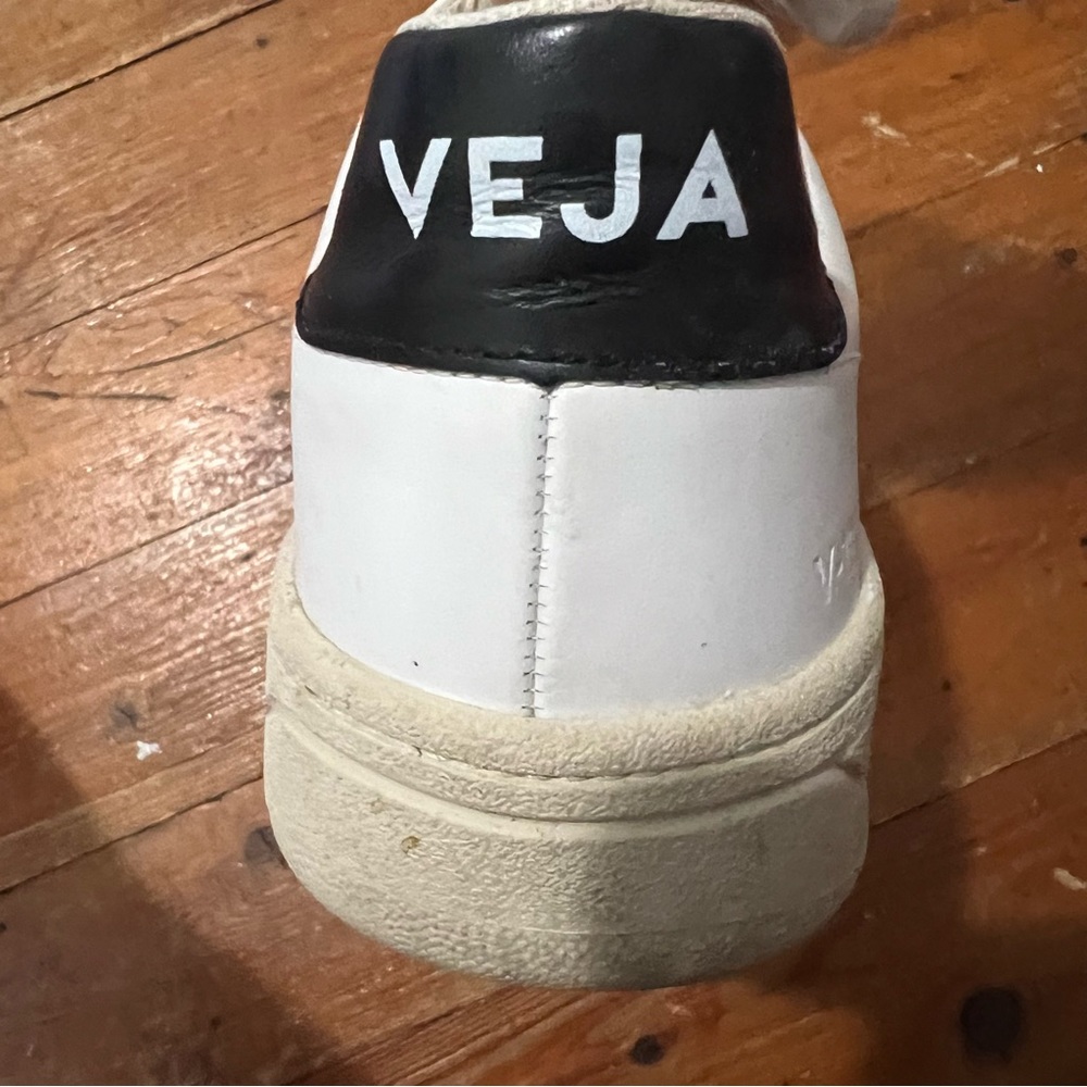 Veja shoes - Picture 5 of 8